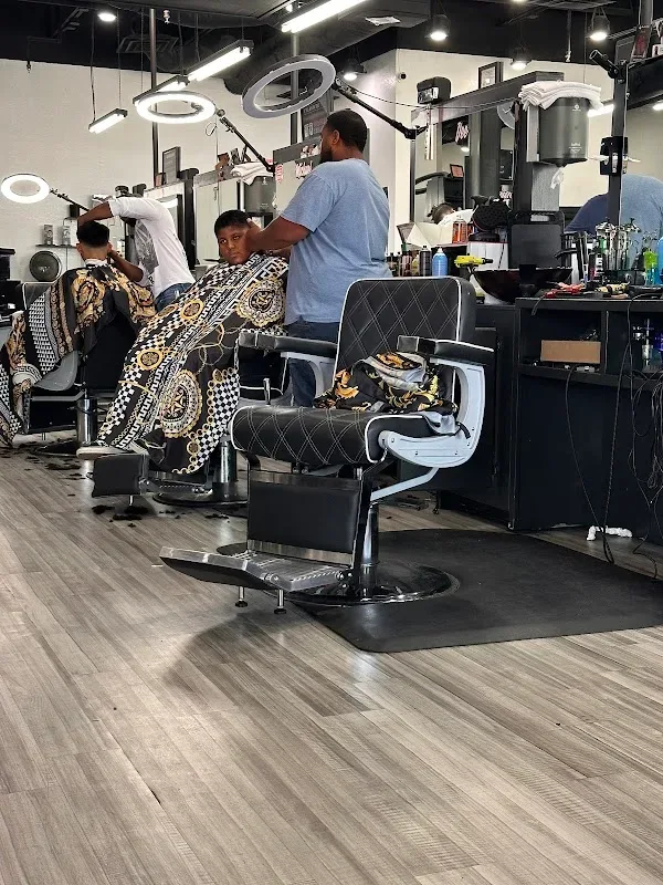 Skill Cutz Barbershop & Salon — Barber shop in Fargo